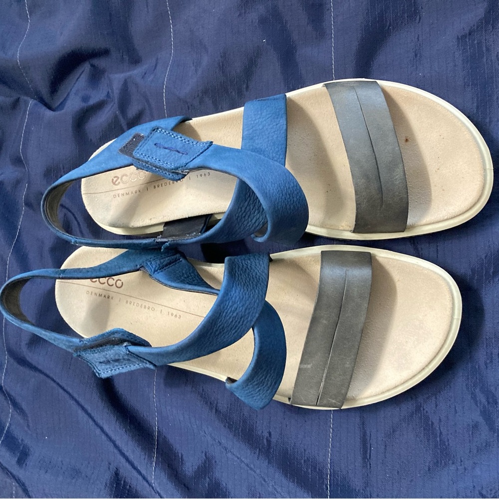 Ecco Women's Blue and grey Sandals 39
